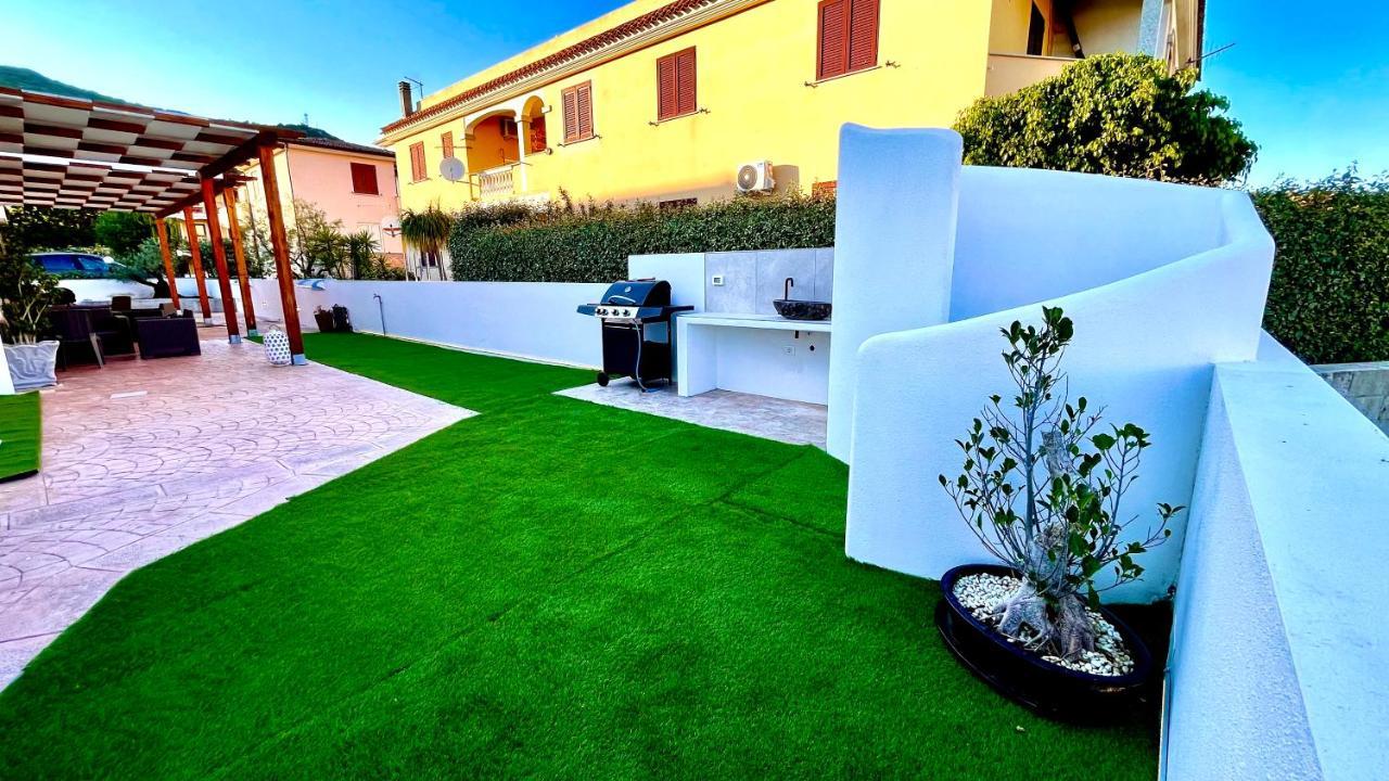 Apartamento Le Residenze Del Mare Monolocale N2 La Caletta Exterior foto