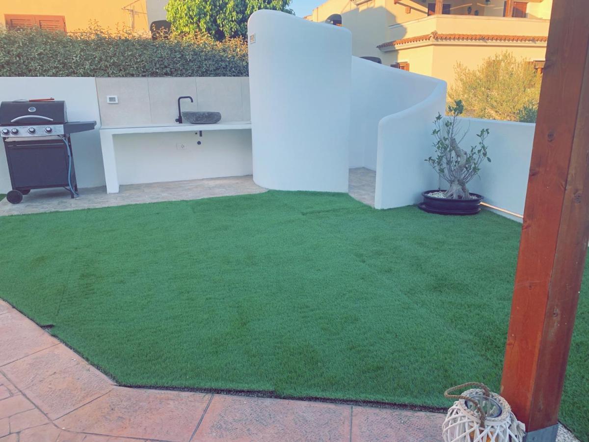 Apartamento Le Residenze Del Mare Monolocale N2 La Caletta Exterior foto